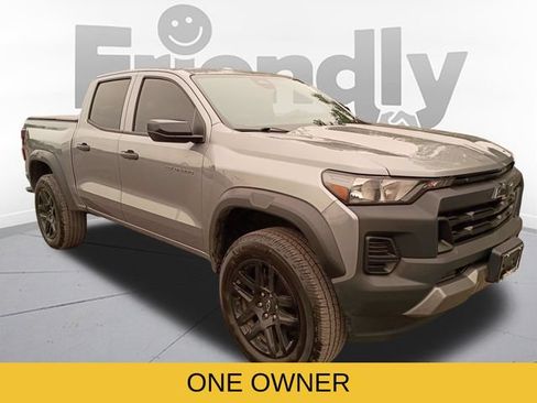Used 2024 Chevrolet Colorado Trail Boss AWD/4WD image 3