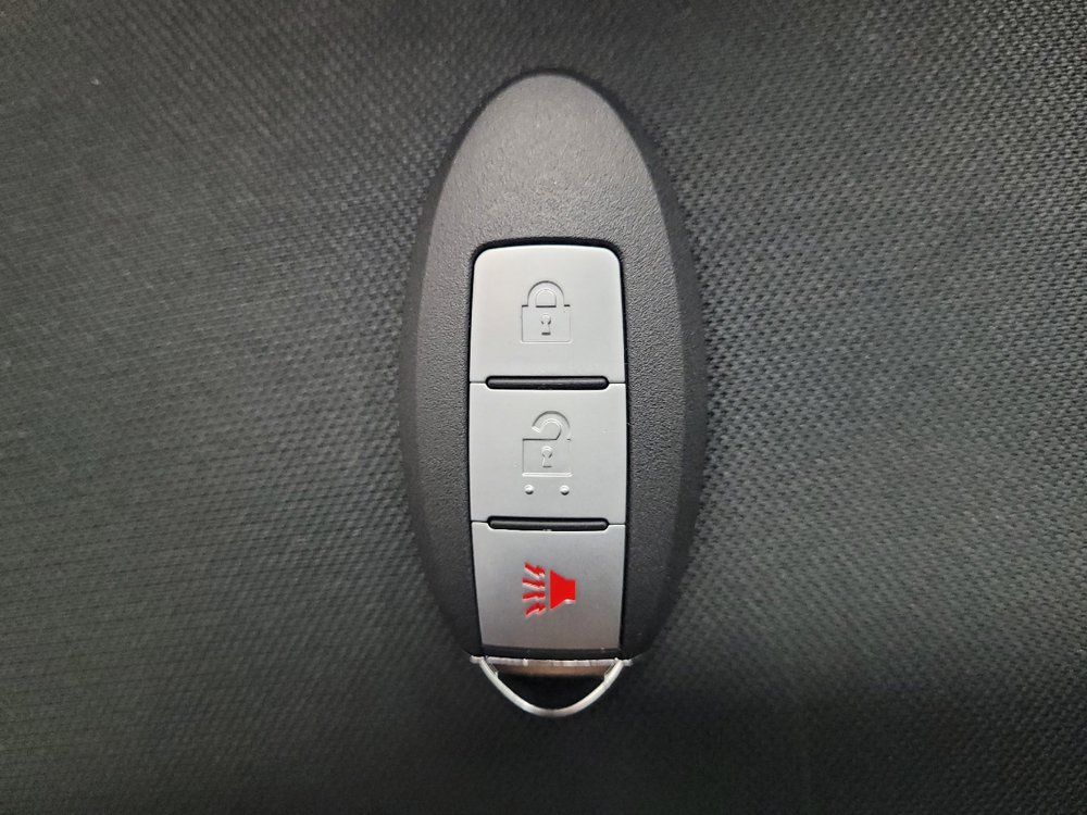 Used 2018 Nissan Pathfinder SV FWD image 32
