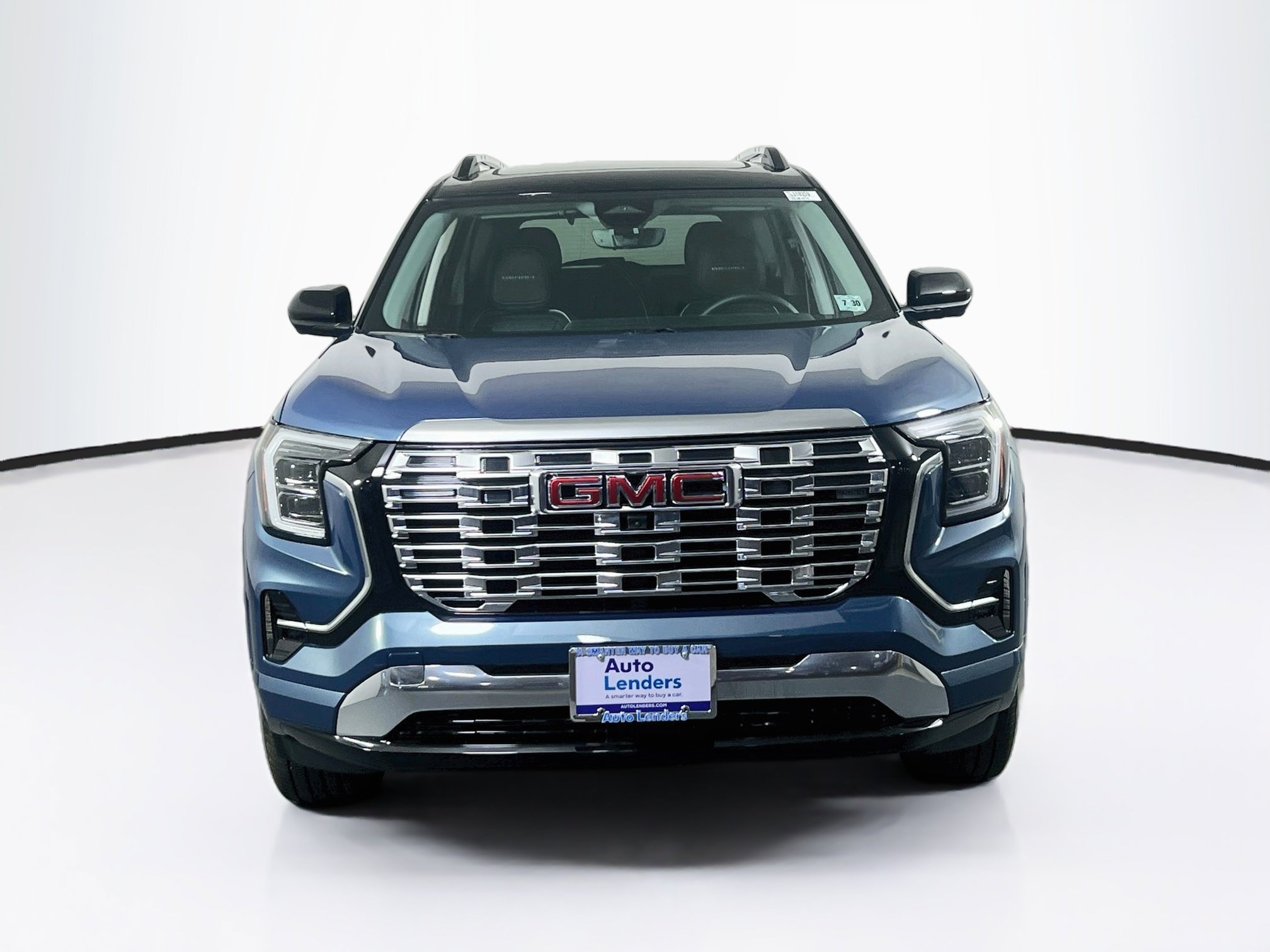 Used 2026 GMC Terrain Denali AWD/4WD image 2