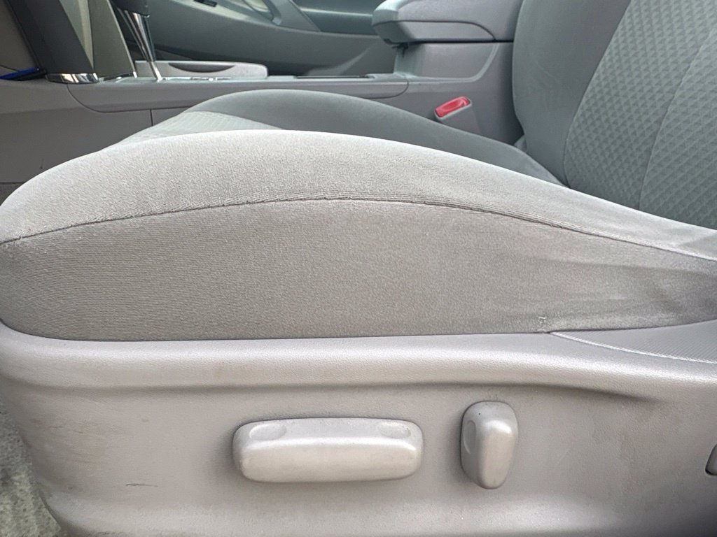Used 2009 Toyota Camry LE FWD image 13