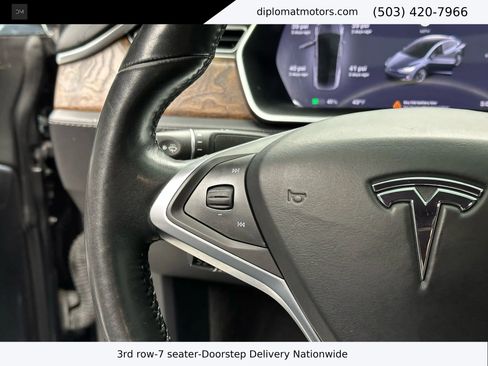 Used 2017 Tesla Model X 100D image 35