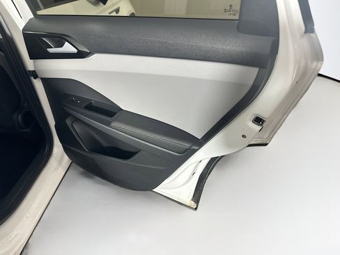 Used 2024 Volkswagen Taos S image 28