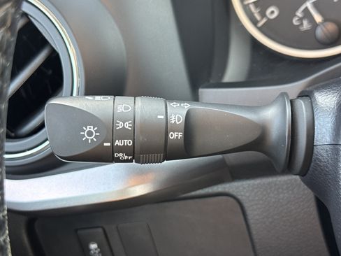 Used 2023 Toyota Tacoma SR5 RWD image 21
