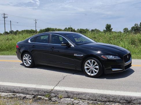 Used 2017 Jaguar XF Premium AWD/4WD image 1