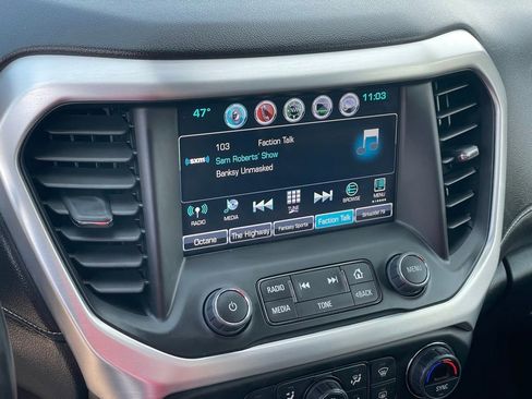 Used 2019 GMC Acadia SLT w/ LPO, Floor Liner Package image 22