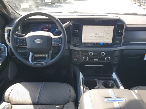 New 2026 Ford F250 Platinum w/ Tremor Off-Road Package image 15