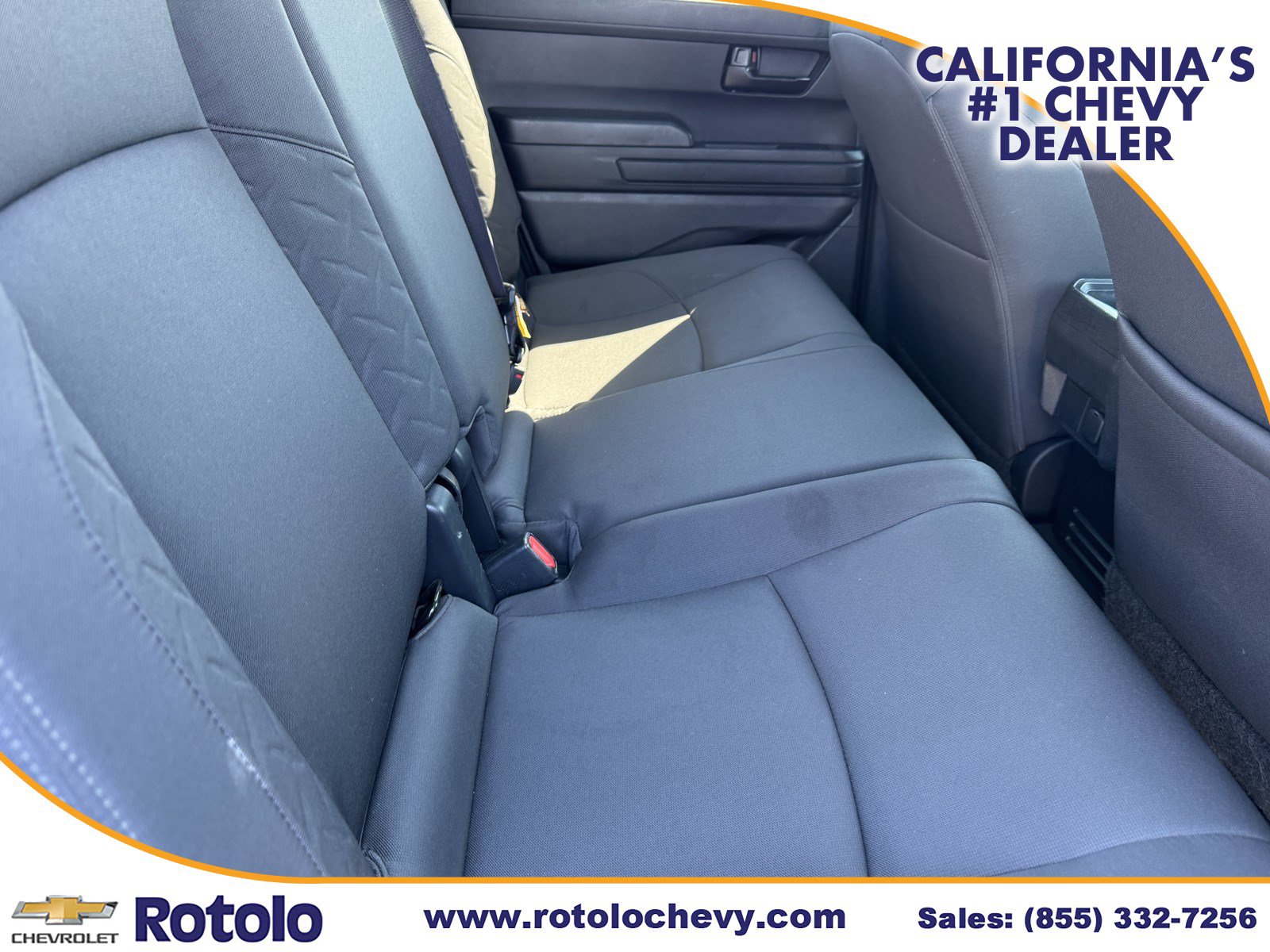 Used 2025 Toyota Tacoma SR5 AWD/4WD image 9