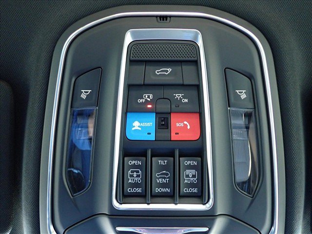 New 2027 Jeep Grand Cherokee Limited AWD/4WD image 23