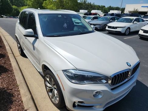 Used 2015 BMW X5 xDrive35d AWD/4WD image 3