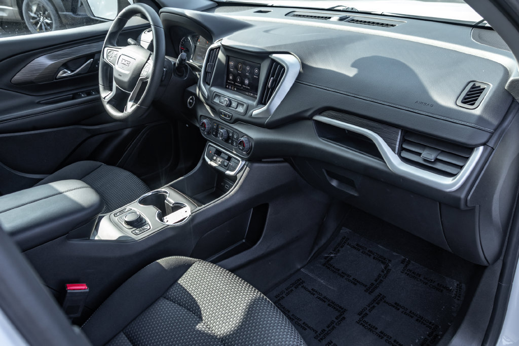 Used 2023 GMC Terrain SLE w/ Driver Convenience Package FWD image 31