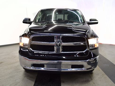 Used 2023 RAM 1500 Classic SLT w/ Trailer & Traction Group image 3