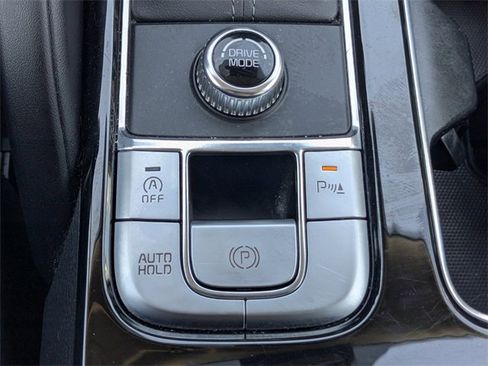 Certified 2025 Kia Telluride S image 34