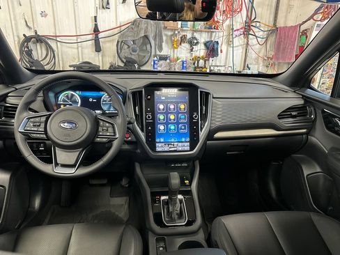 Certified 2025 Subaru Forester Limited AWD/4WD image 19