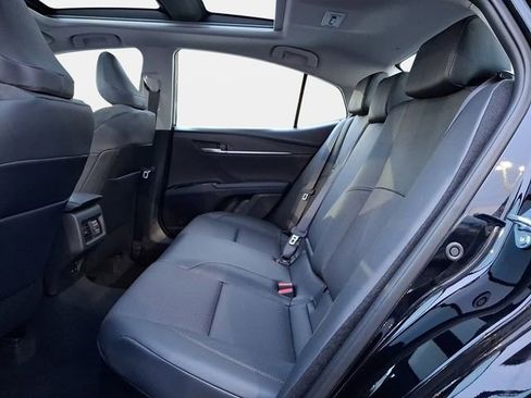 New 2026 Toyota Camry XLE image 6