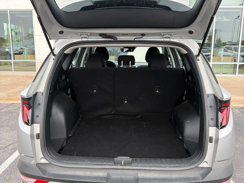 Used 2023 Hyundai Tucson SE AWD/4WD image 8