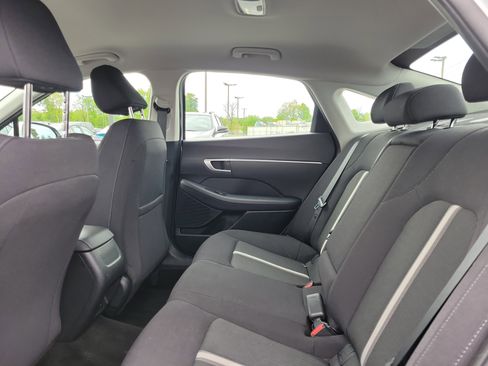 Used 2025 Hyundai Sonata SEL FWD image 11