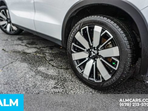 Used 2025 Mitsubishi Outlander SE FWD image 16