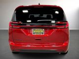 New 2025 Chrysler Pacifica Select w/ Fav Edition Package image 4