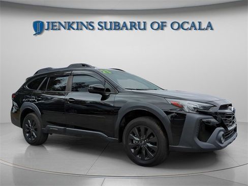 Used 2023 Subaru Outback Onyx Edition image 3