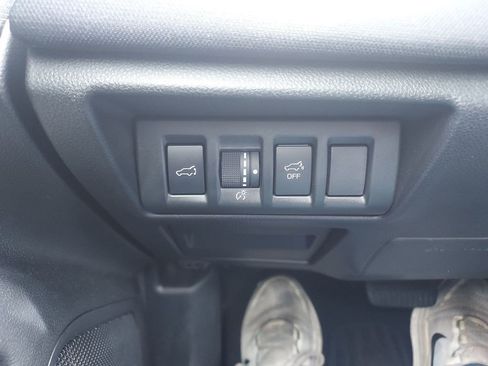 Certified 2025 Subaru Outback Premium AWD/4WD image 23
