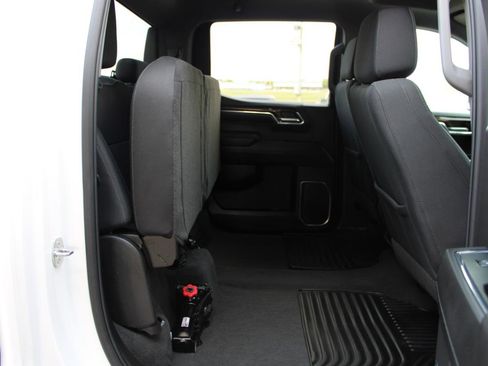 Used 2024 Chevrolet Silverado 1500 LT image 46