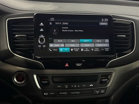 Used 2025 Honda Ridgeline RTL image 13