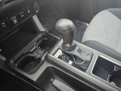 Used 2023 Toyota Tacoma TRD Sport image 29