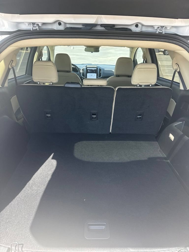 Used 2024 Ford Edge SE AWD/4WD image 12