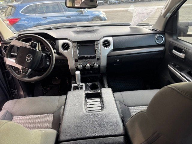 Used 2015 Toyota Tundra SR5 w/ SR5 Upgrade Package RWD image 17