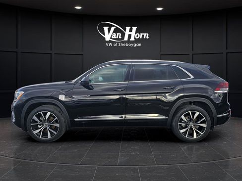 New 2026 Volkswagen Atlas Cross Sport SEL Premium R-Line image 6