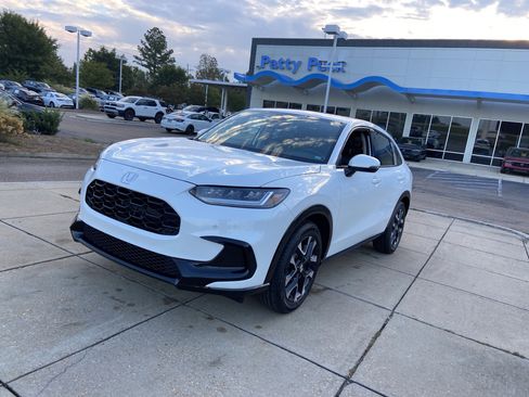 New 2026 Honda HR-V EX-L image 4