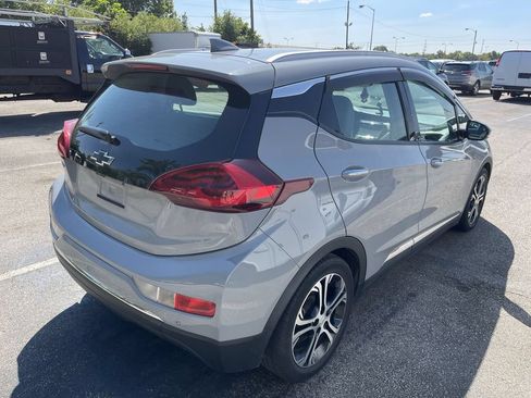 Used 2020 Chevrolet Bolt Premier w/ Infotainment Package FWD image 9