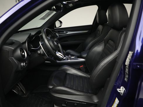 Used 2020 Alfa Romeo Stelvio Ti Sport image 13