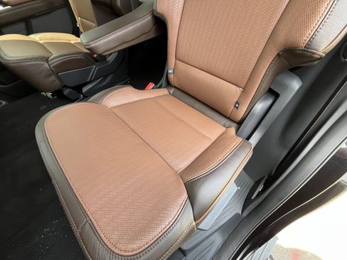 Used 2025 Ford Expedition King Ranch AWD/4WD image 34