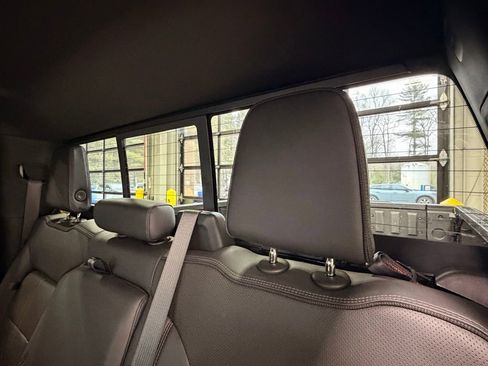 Used 2022 Chevrolet Silverado 1500 High Country w/ Z71 Off-Road Package image 22