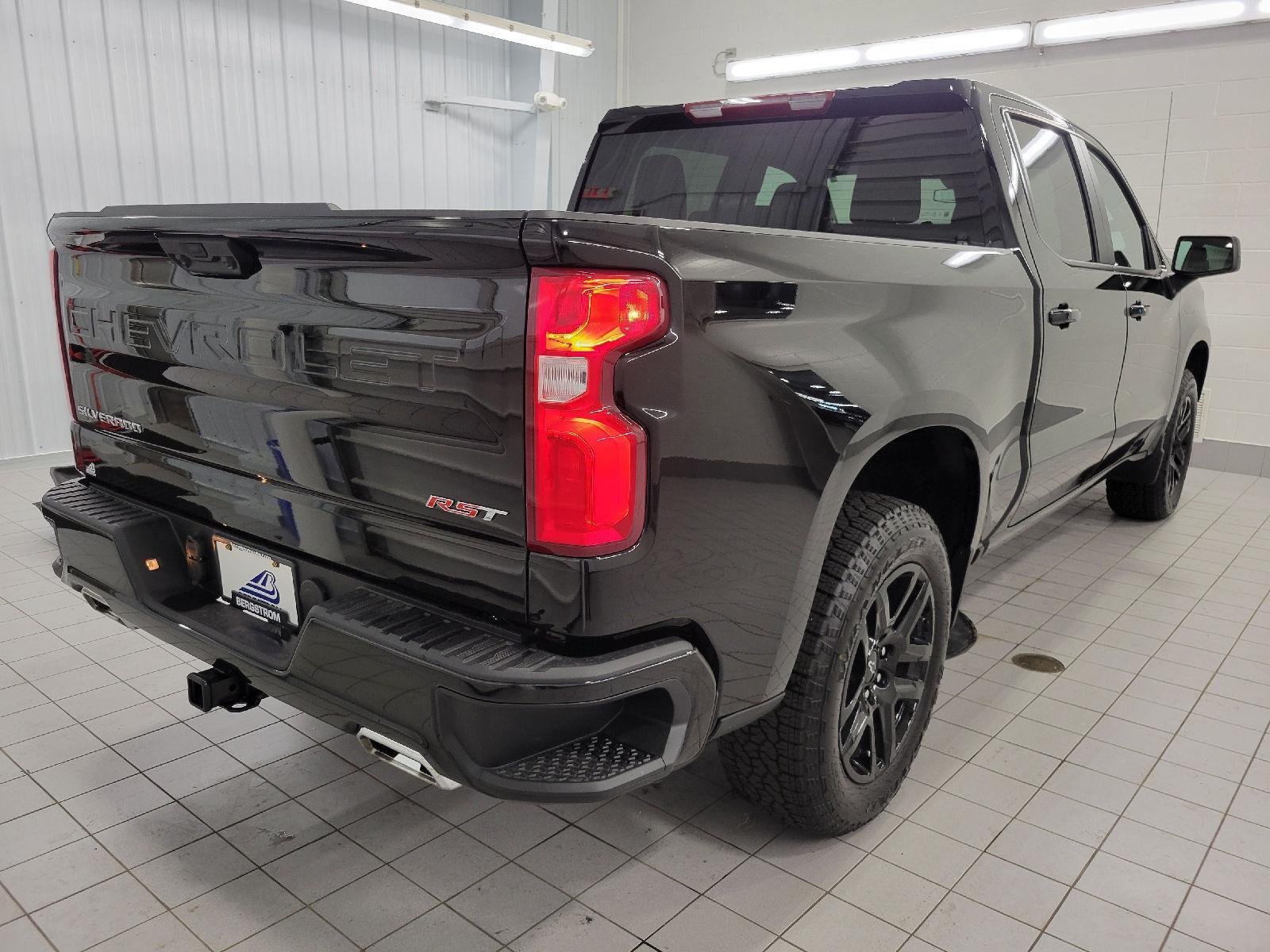 Used 2026 Chevrolet Silverado 1500 RST AWD/4WD image 20