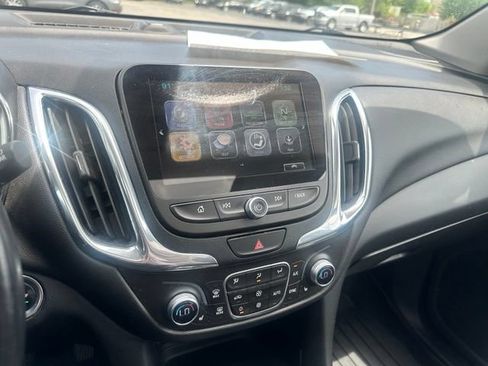 Used 2018 Chevrolet Equinox LT w/ Sun & Infotainment Package FWD image 25