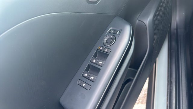New 2026 Kia K4 FWD image 23