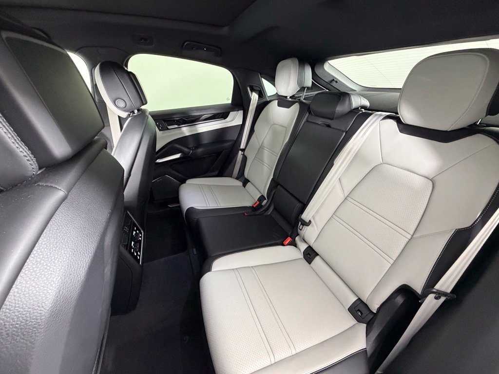 Certified 2026 Porsche Cayenne S AWD/4WD image 41