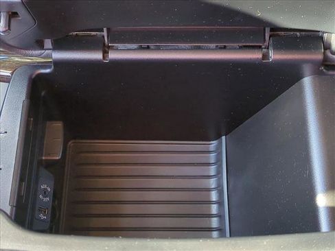 Used 2016 BMW X5 xDrive40e image 13