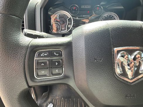 Used 2020 RAM 1500 Tradesman w/ Tradesman SXT Package image 27