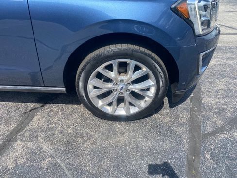 Used 2018 Ford Expedition Max Limited w/ Equipment Group 302A AWD/4WD image 26