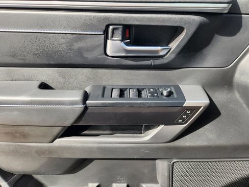 Used 2025 Toyota Tundra Platinum AWD/4WD image 23