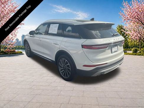 Used 2024 Lincoln Corsair Reserve w/ Equipment Group 201A AWD/4WD image 4