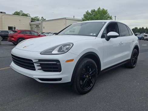 Used 2021 Porsche Cayenne AWD/4WD image 5
