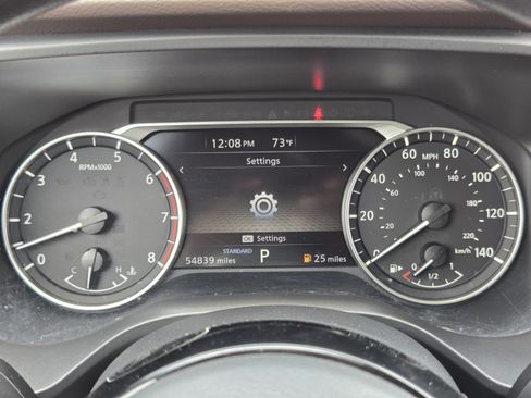 Used 2023 Nissan Rogue SV FWD image 12