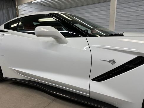 Used 2019 Chevrolet Corvette Stingray Coupe w/ Battery Protection Package image 20