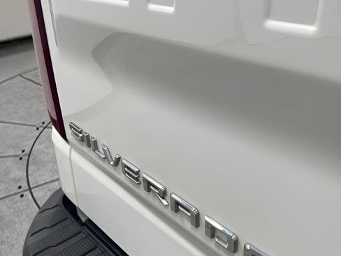 Used 2023 Chevrolet Silverado 1500 W/T w/ WT Convenience Package AWD/4WD image 19