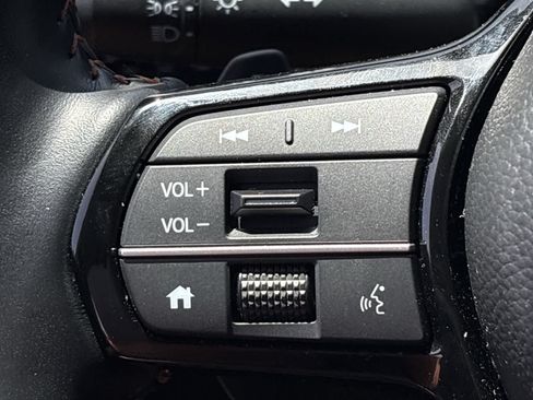 Used 2025 Honda CR-V Sport Touring image 19