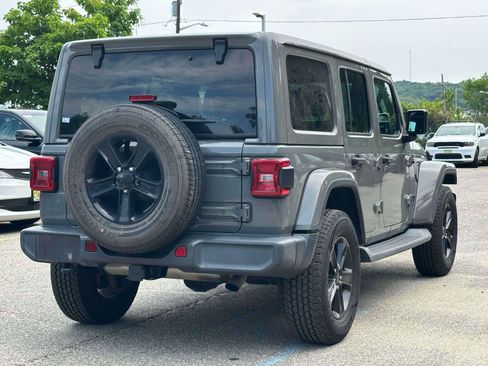 Used 2020 Jeep Wrangler Unlimited Sahara AWD/4WD image 5